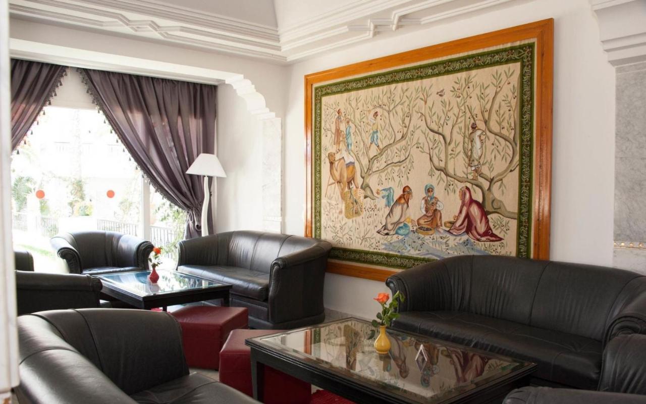 Hotel Nesrine Al-Hammamat Bagian luar foto