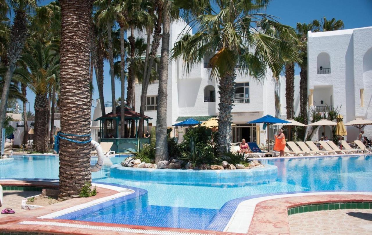 Hotel Nesrine Al-Hammamat Bagian luar foto