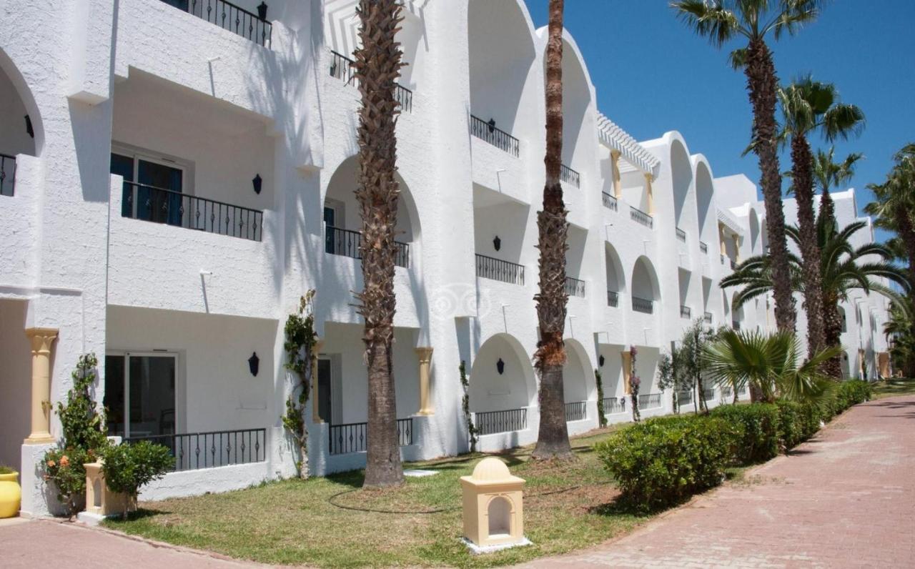 Hotel Nesrine Al-Hammamat Bagian luar foto