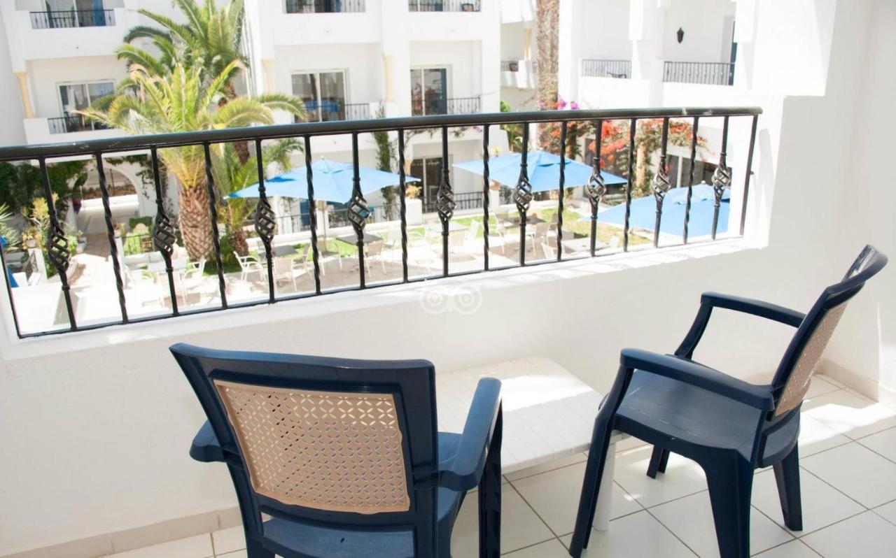 Hotel Nesrine Al-Hammamat Bagian luar foto