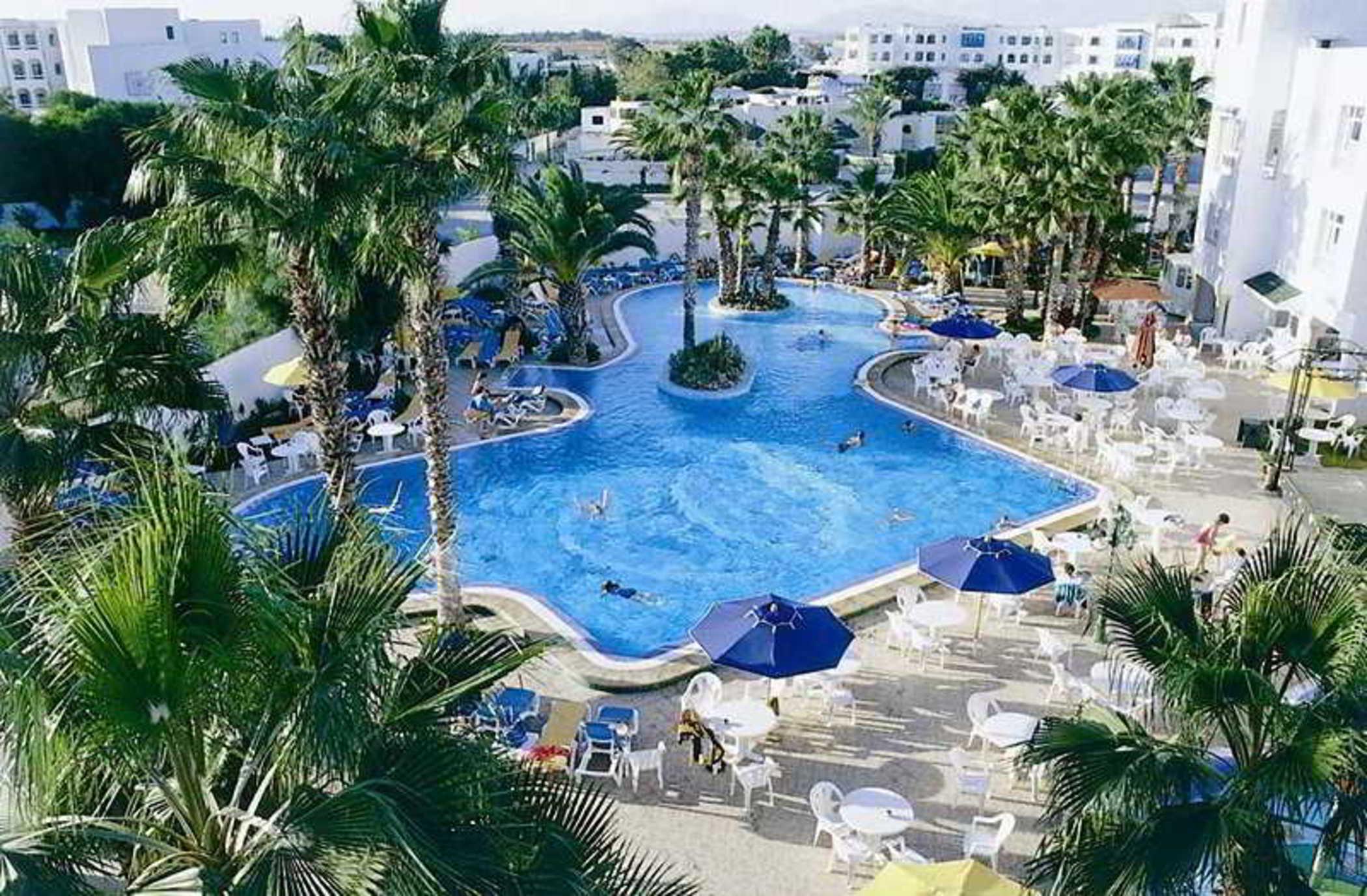 Hotel Nesrine Al-Hammamat Bagian luar foto