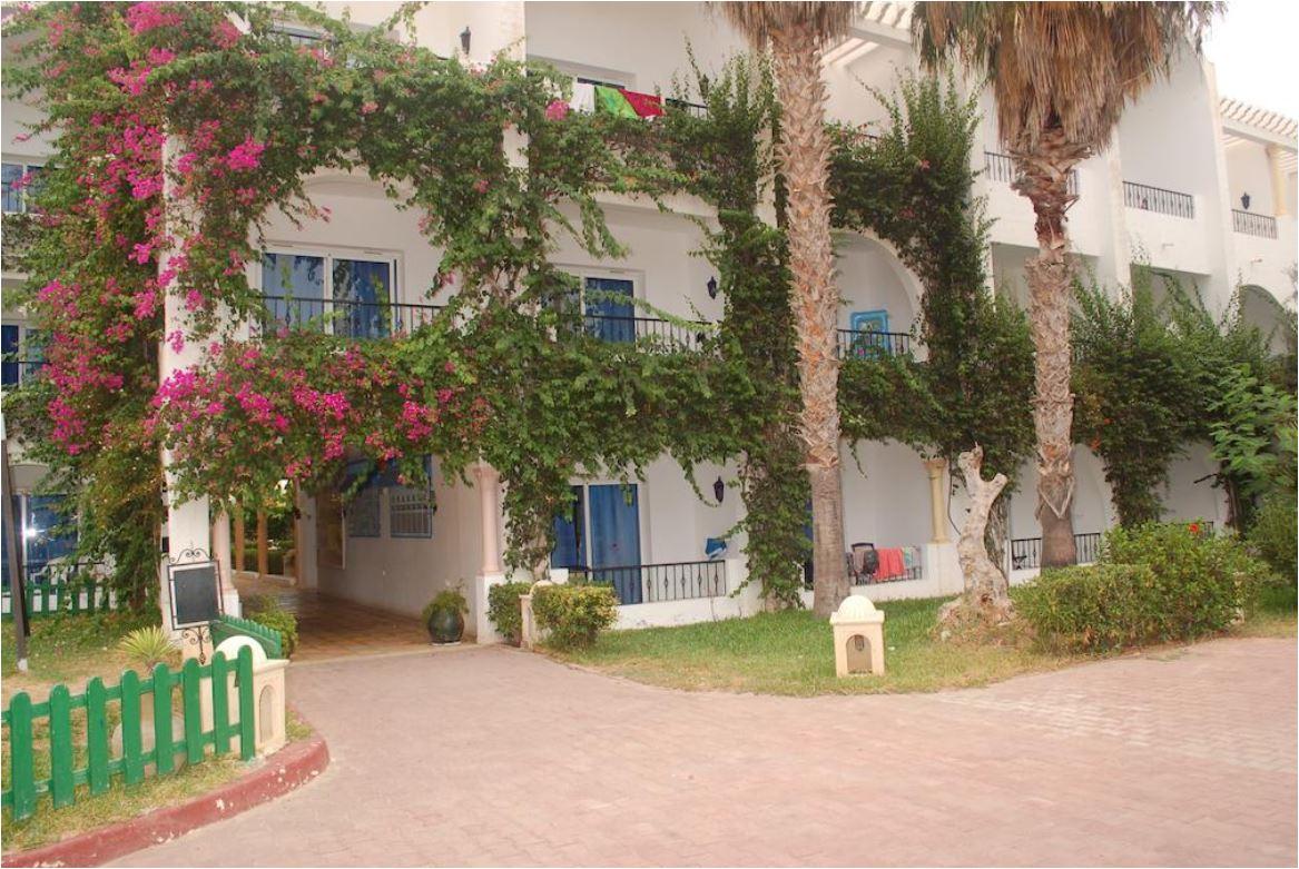 Hotel Nesrine Al-Hammamat Bagian luar foto