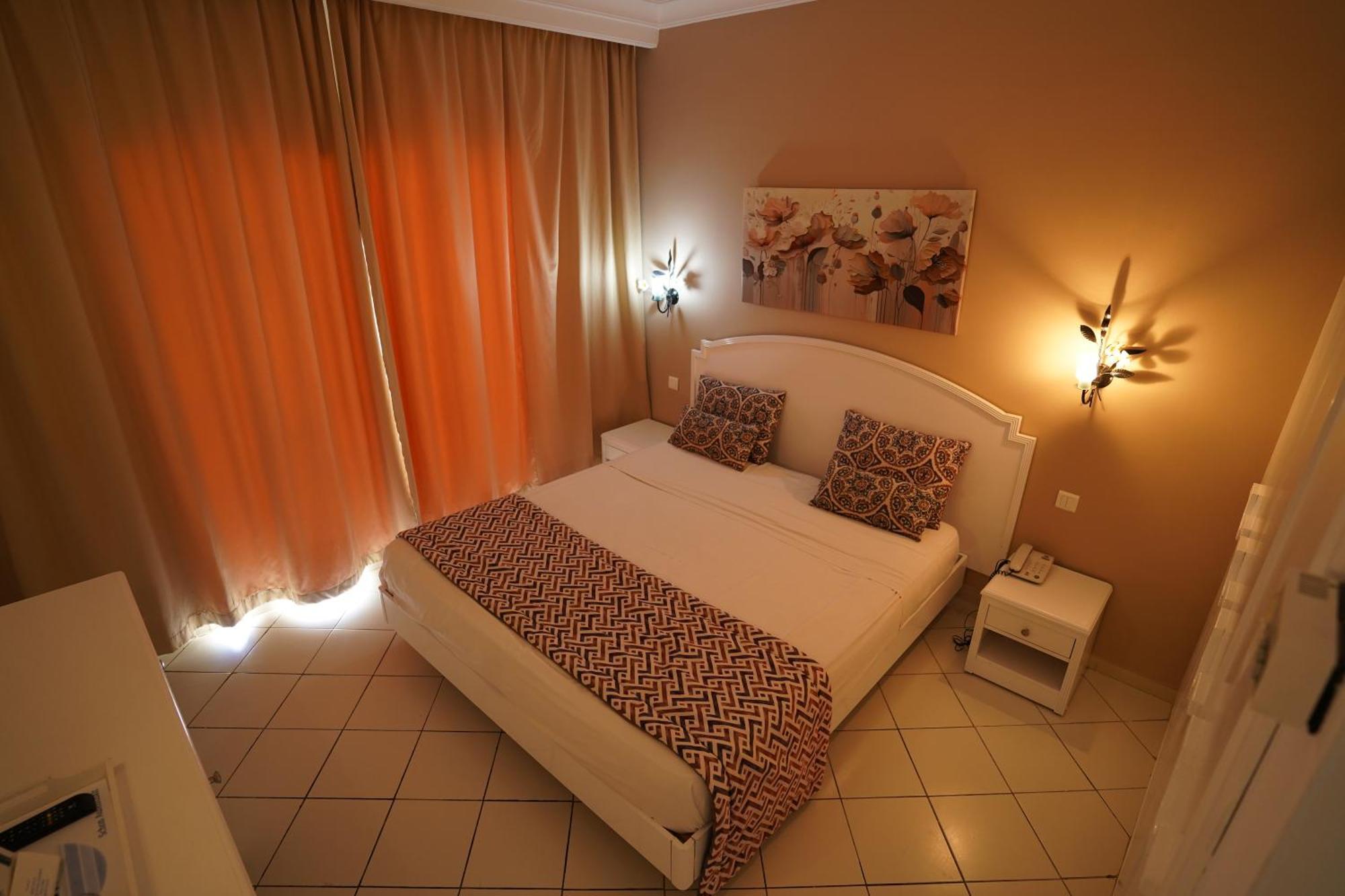 Hotel Nesrine Al-Hammamat Bagian luar foto